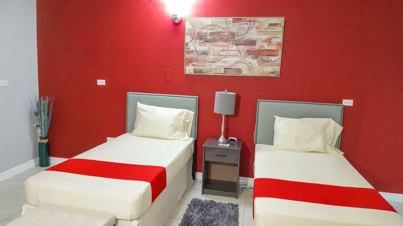 New Kingston Guest Apartments @ Donhead Extérieur photo